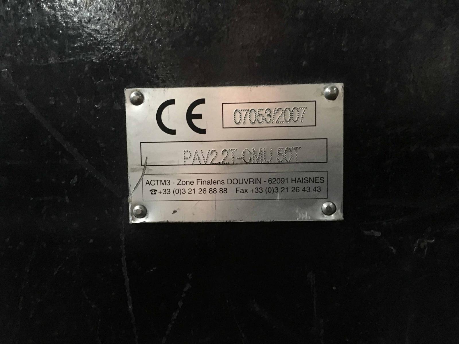 BILANCINO 50 T.       Interasse regolabile 2.350 ÷ 5.350 mm. Anno           2007