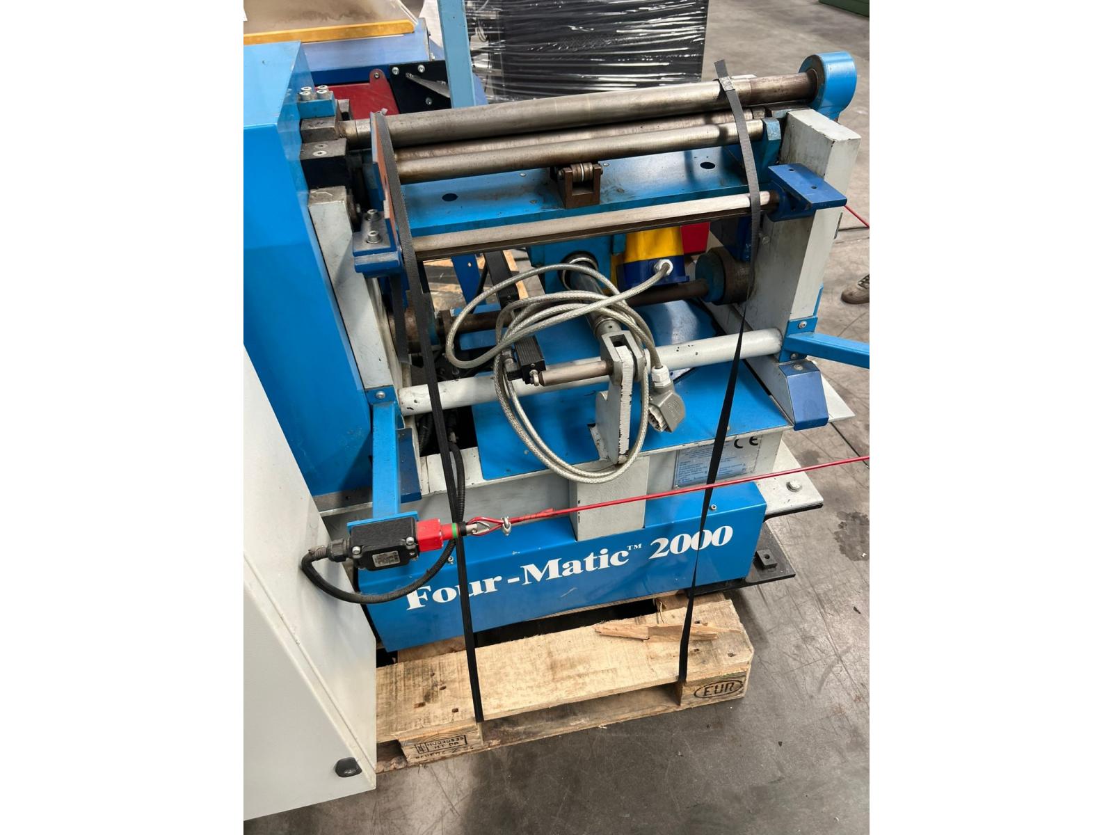 CALANDRA COMAL FM 2000