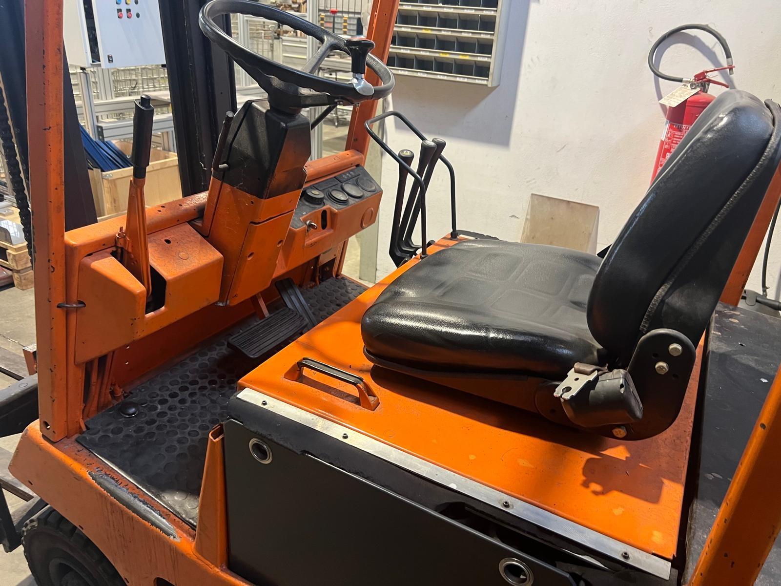 CARRELLO ELEVATORE CARECAR