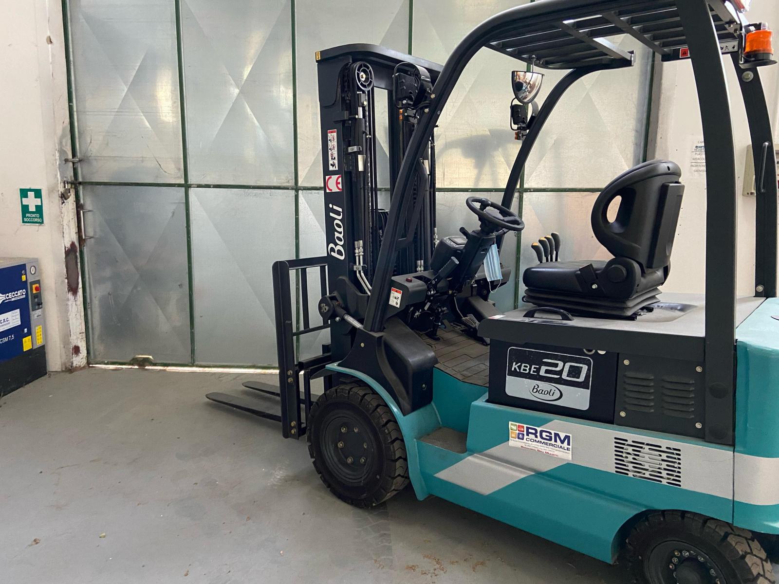 CARRELLO ELEVATORE ELETTRICO Baoli KBE20