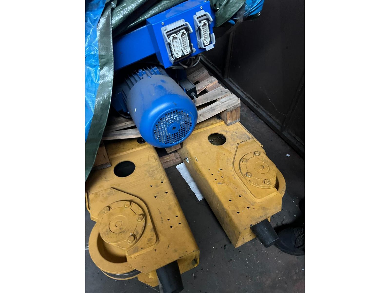 CARROONTE BITRAVE OMIS 10 TON  SCARTAMENTO 12360 MM