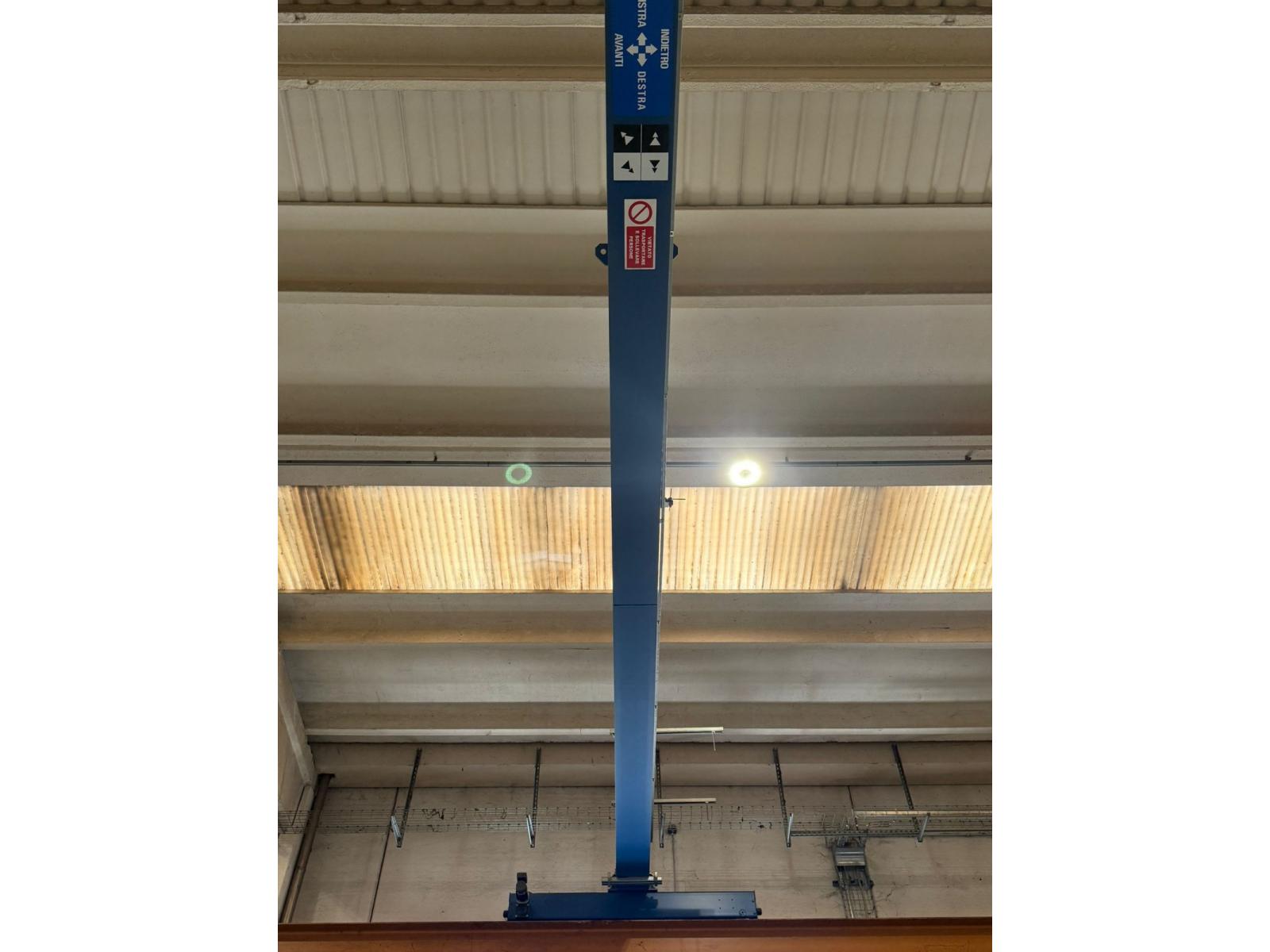 CARROONTE MONOTRAVE MEC 2 TON SCARTAMENTO 16.200MM CIRCA