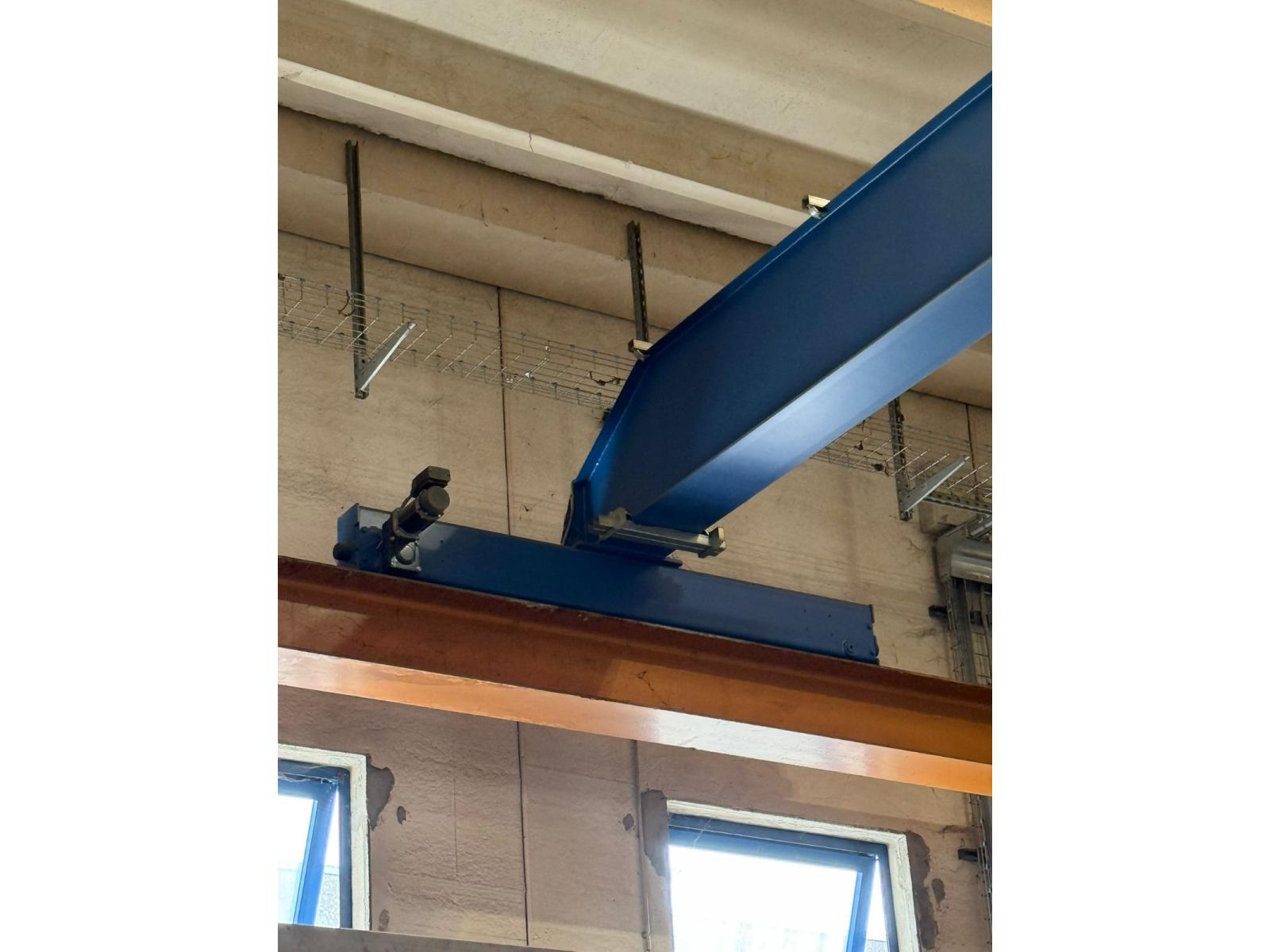 CARROONTE MONOTRAVE MEC 2 TON SCARTAMENTO 16.200MM CIRCA