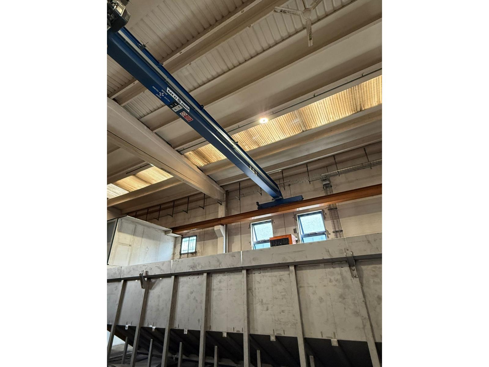 CARROONTE MONOTRAVE MEC 2 TON SCARTAMENTO 16.200MM CIRCA