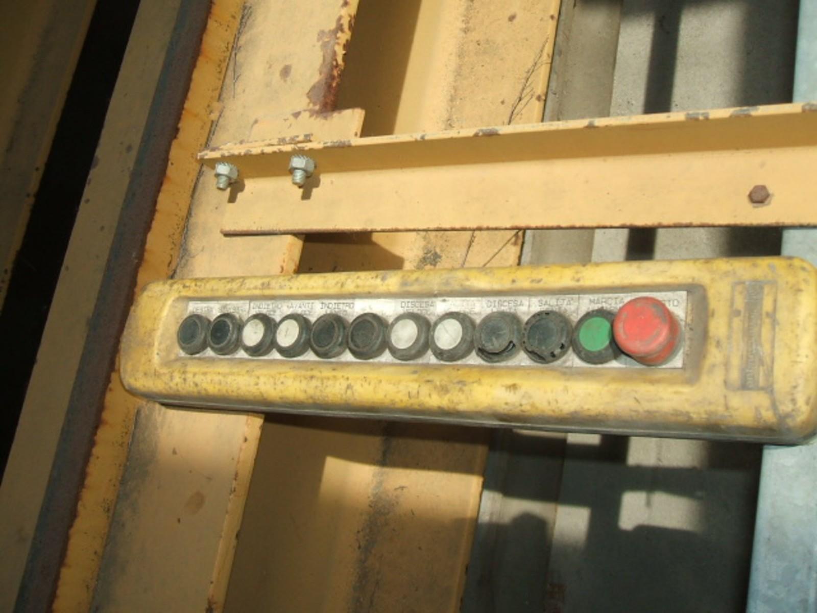 CARROPONTE BITRAVE COMAS 5 TON SCARATAMENTO 11305 MM  ANNO 2004