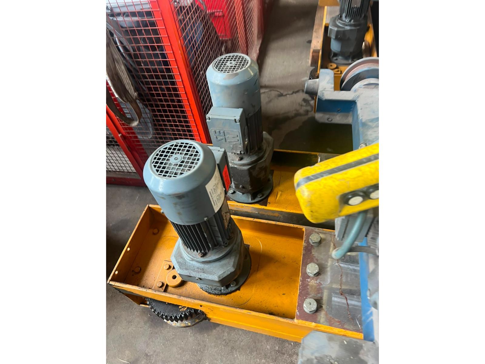 CARROPONTE BITRAVE COMAS 5 TON SCARTAMENTO 14 METRI