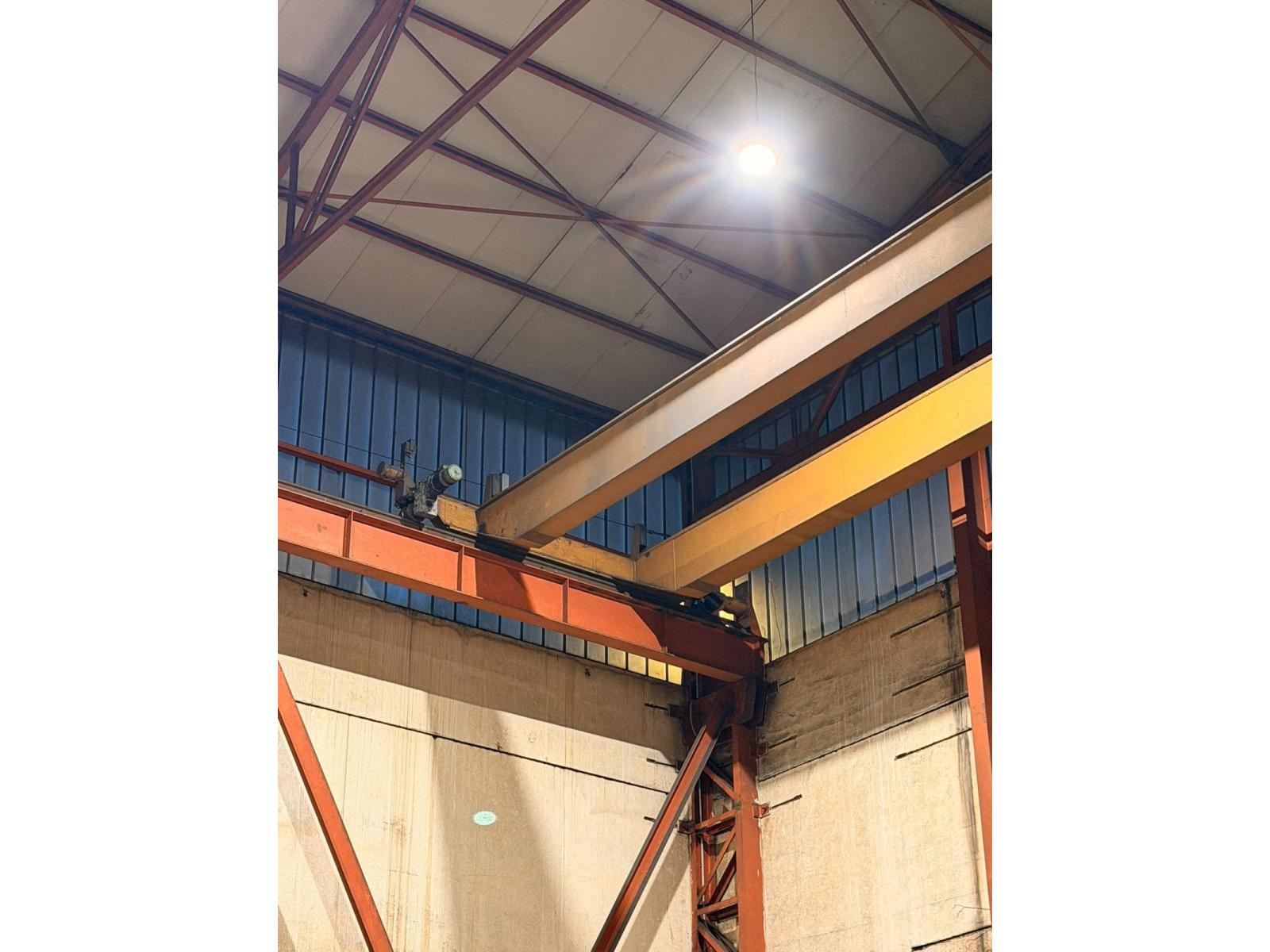 CARROPONTE BITRAVE GUTTER 2.5 TON SCARTAMENTO 20750 MM