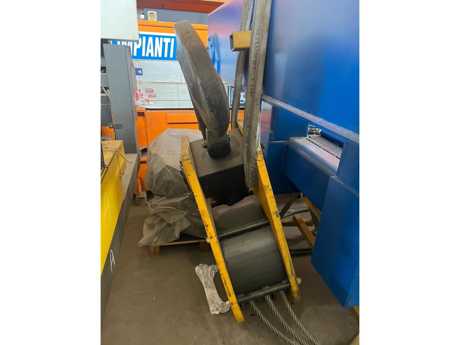 CARROPONTE 50 TON SCARTAMENTO 15800 MM