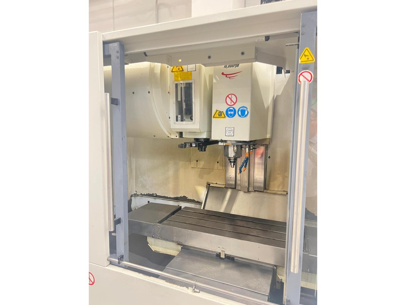 CENTRO DI LAVORO FADAL VMC 3016 FX