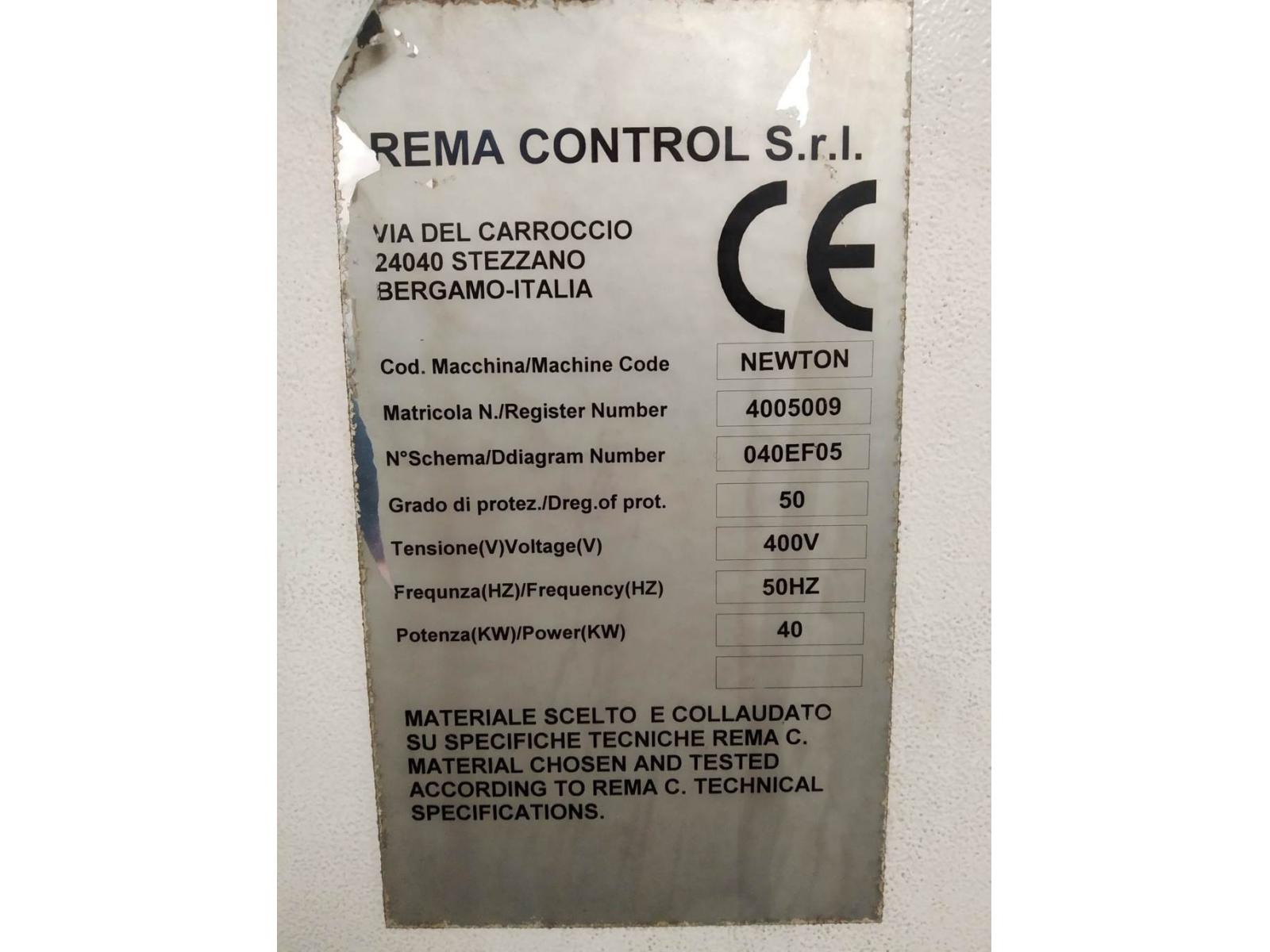 Centro di lavoro verticale a montante mobile. Newton RCV 1.8 CNC FANUC 21iM – REMA CONTROL