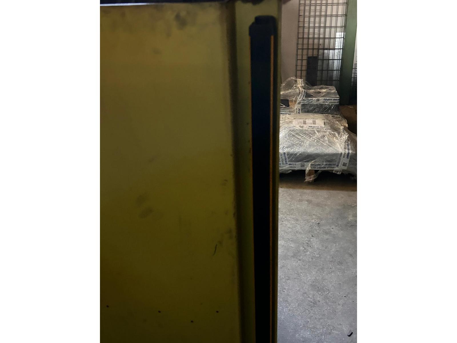 CESOIA A GHIGLIOTTINA GADE IDRAULICA 2550 X 3 MM