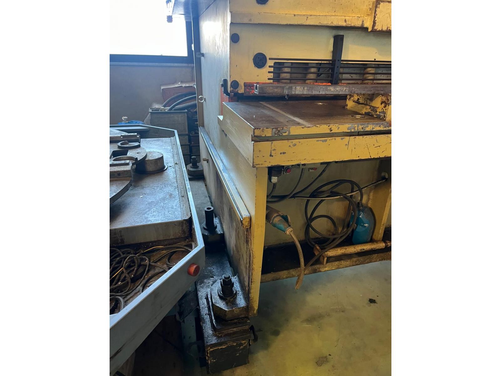 CESOIA A GIGLIOTTINA FARINA CFO 604 DA 6100 MM X 4/55