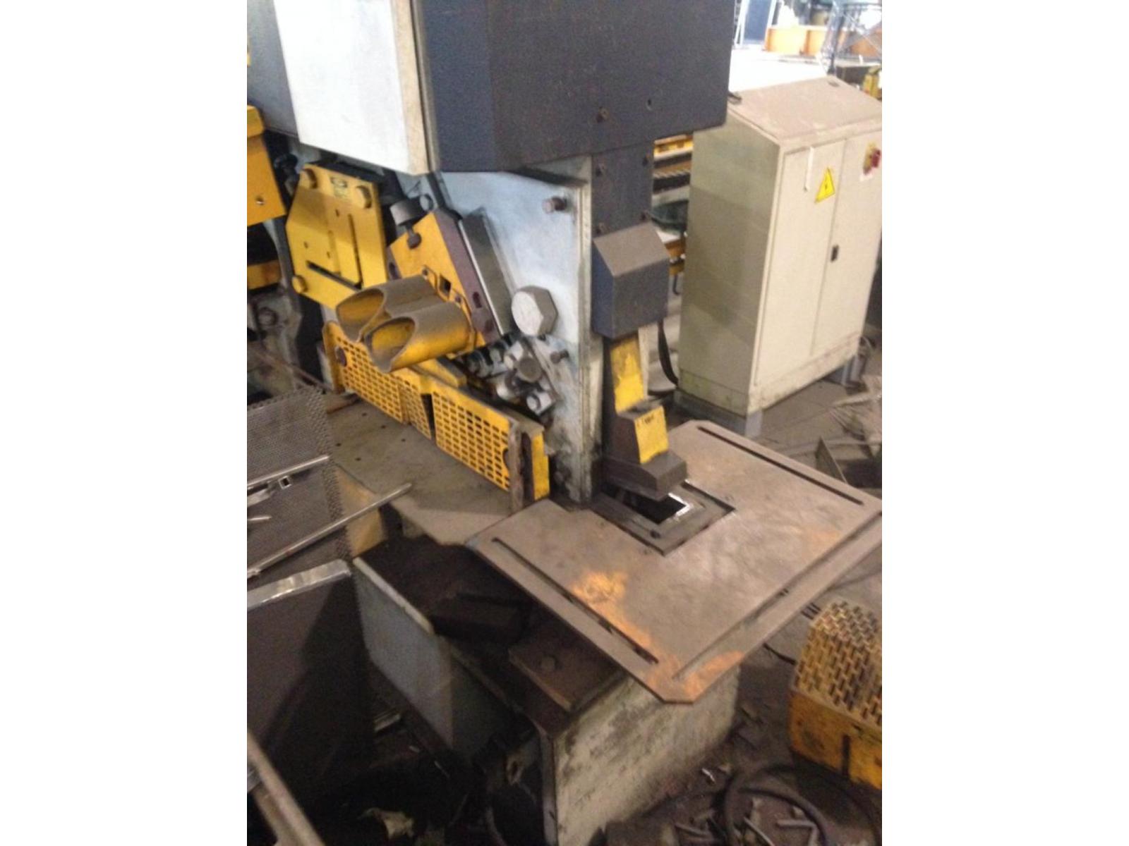 CESOIA PUNZONATRICE UNIVERSALE IDRAULICA FICEP 1105N