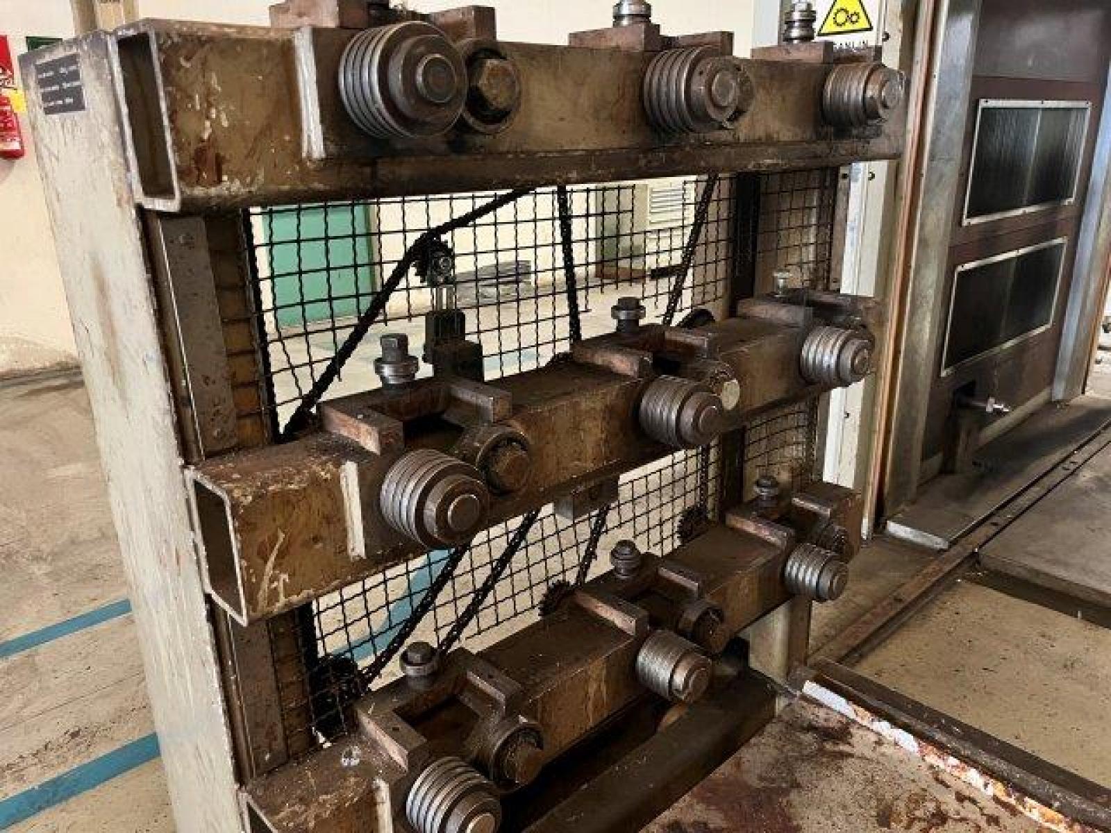 FILAMENT WINDING BOHEL2 SHAFER MACHINENBAU EHA    Anno 2006  Lunghezza avvolgibile mm 7800  Diametro avvolgibile mm 1400