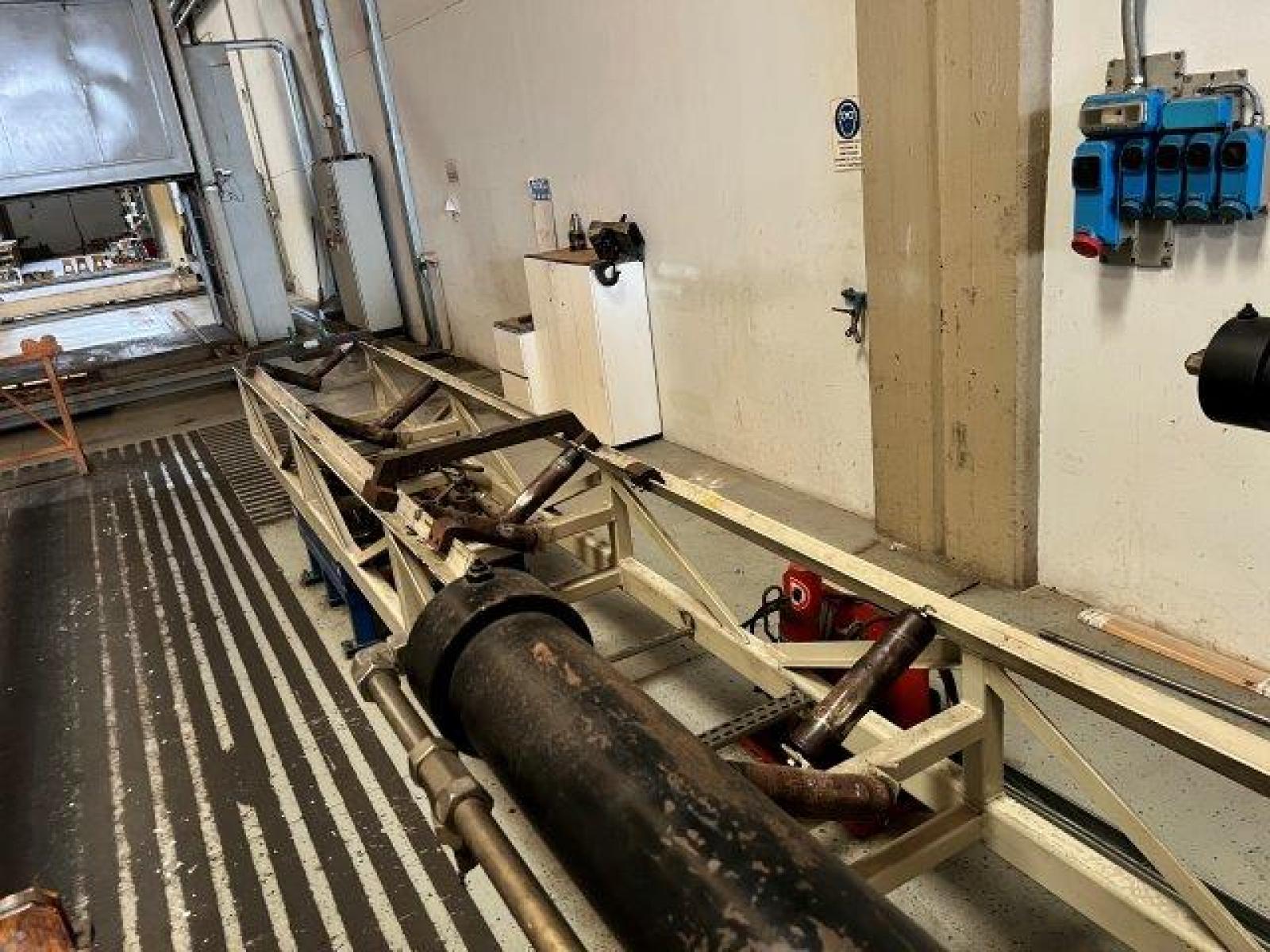 FILAMENT WINDING BOHEL2 SHAFER MACHINENBAU EHA    Anno 2006  Lunghezza avvolgibile mm 7800  Diametro avvolgibile mm 1400