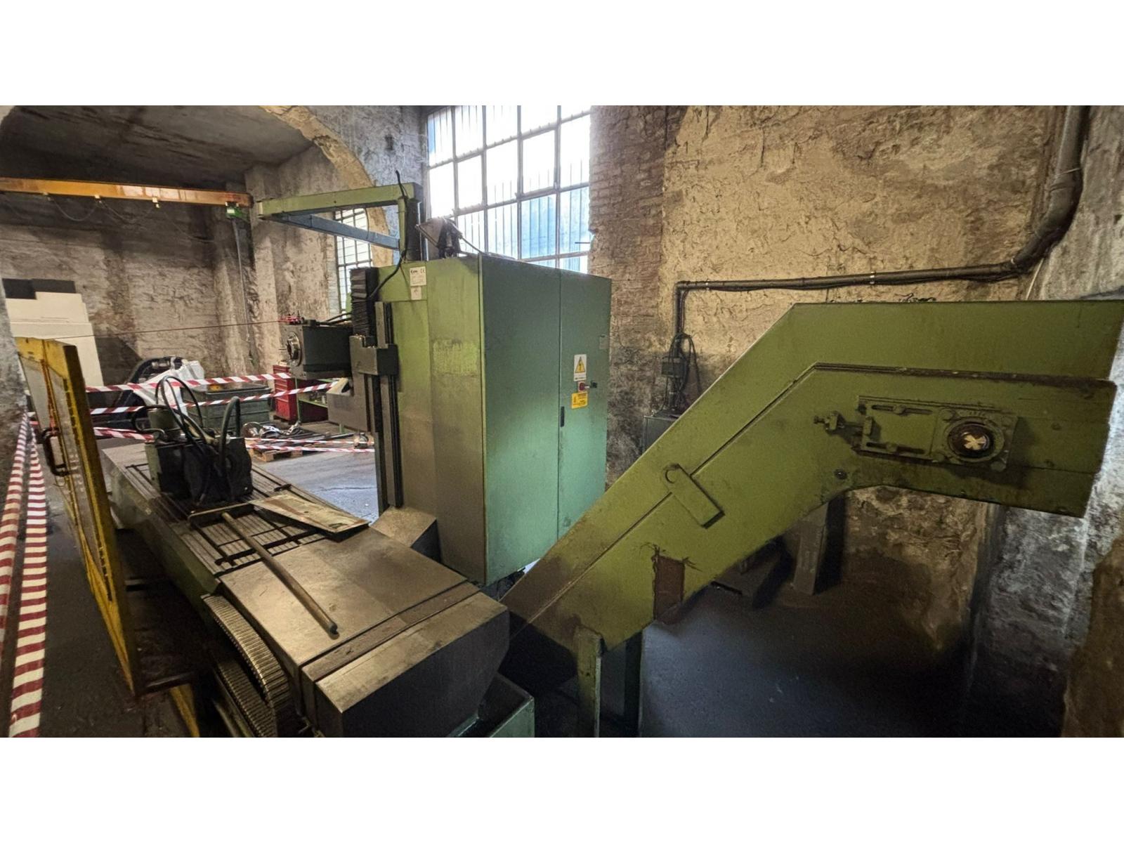 Fresa Dynamic 2, Deber, con controllo Selca S3045. Matricola 15-105, anno costruzione 10-1997