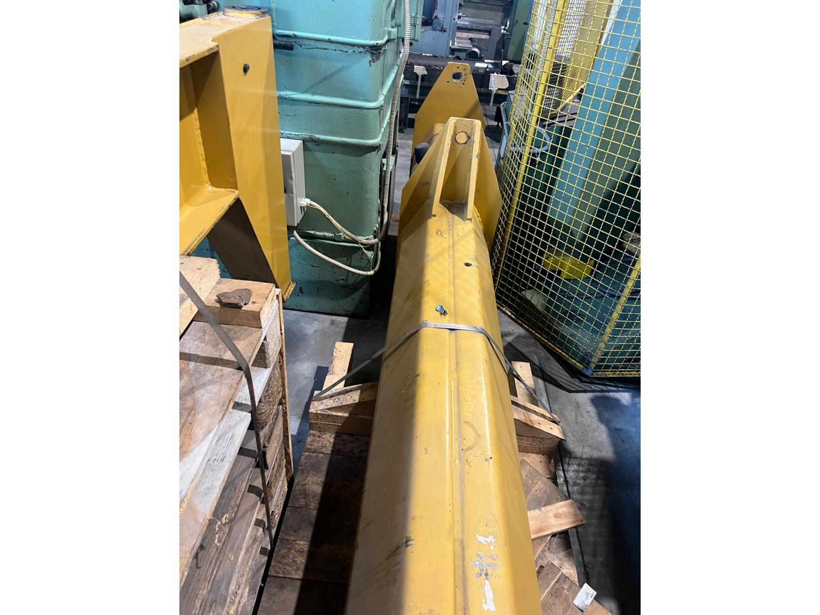 GRU A COLONNA JOMINI PORTATA 2000 KG