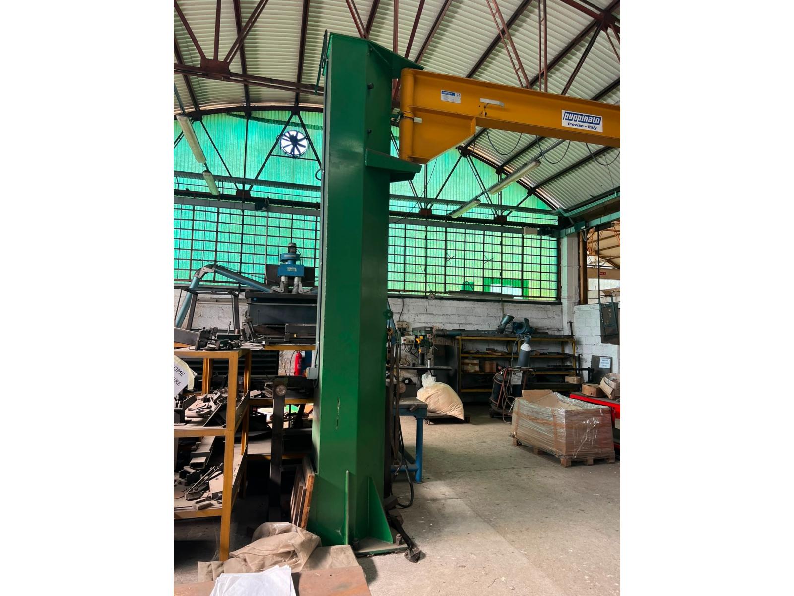 GRU A COLONNA PUPPINATO 1 TON