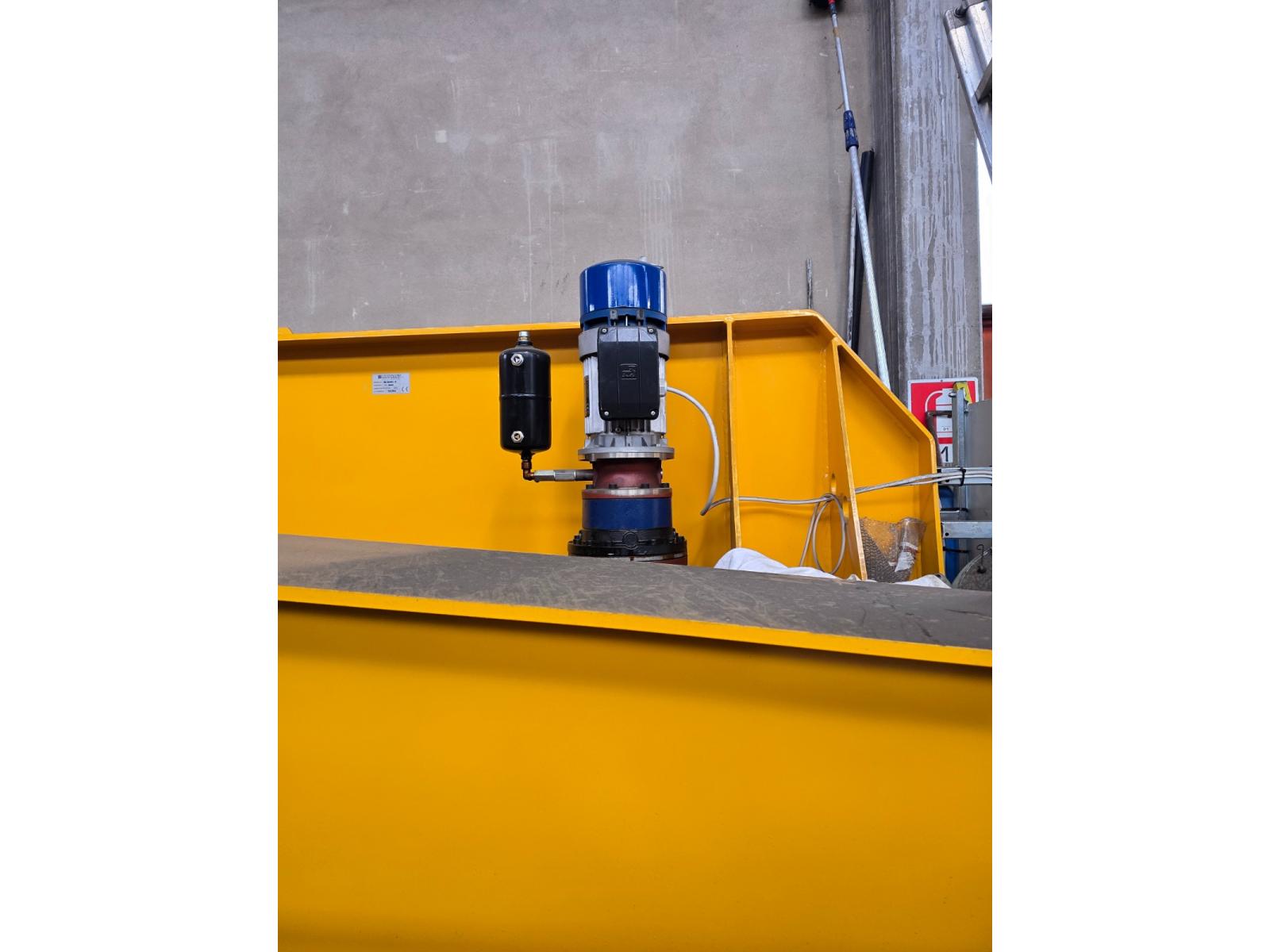 GRU ELEPHANT Portata: 5.000 kg