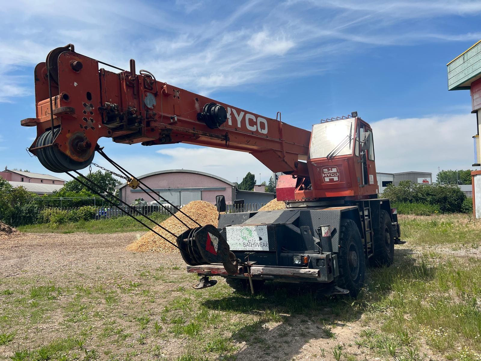 GRU HYCO RT 121 PORTATA 28 TON