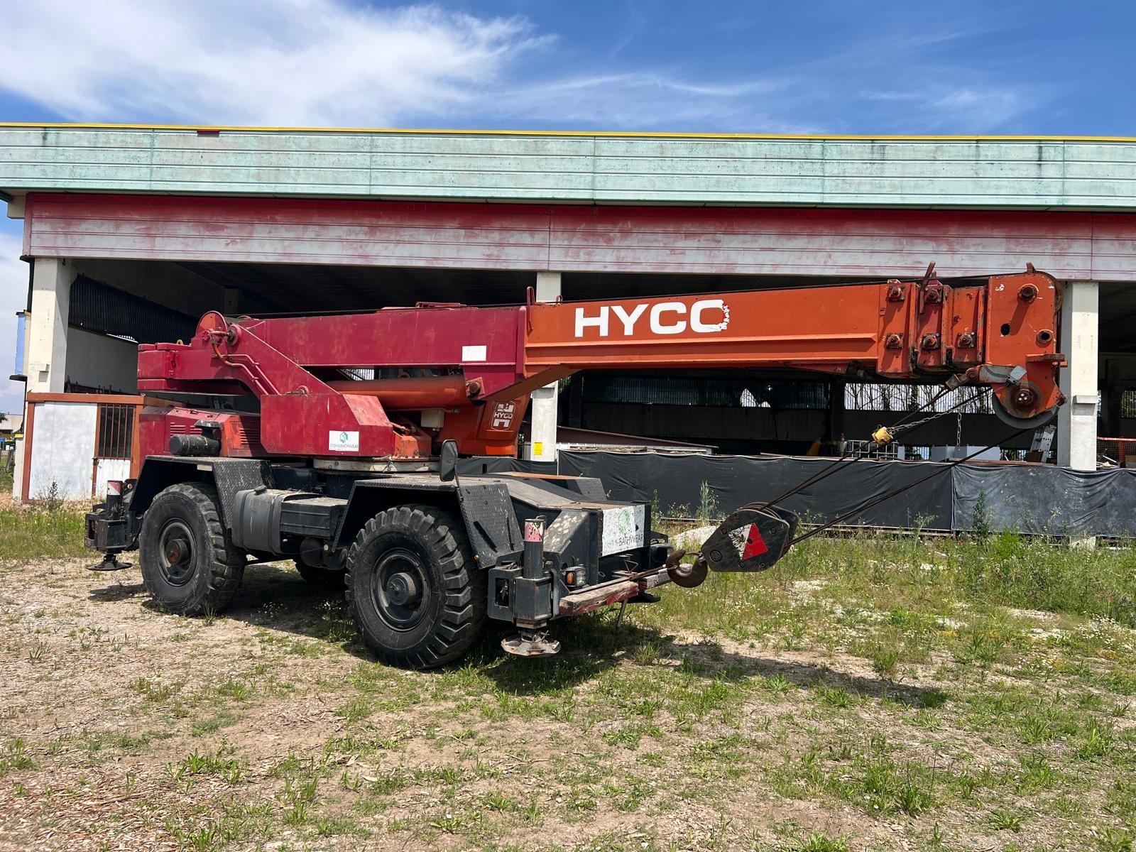 GRU HYCO RT 121 PORTATA 28 TON