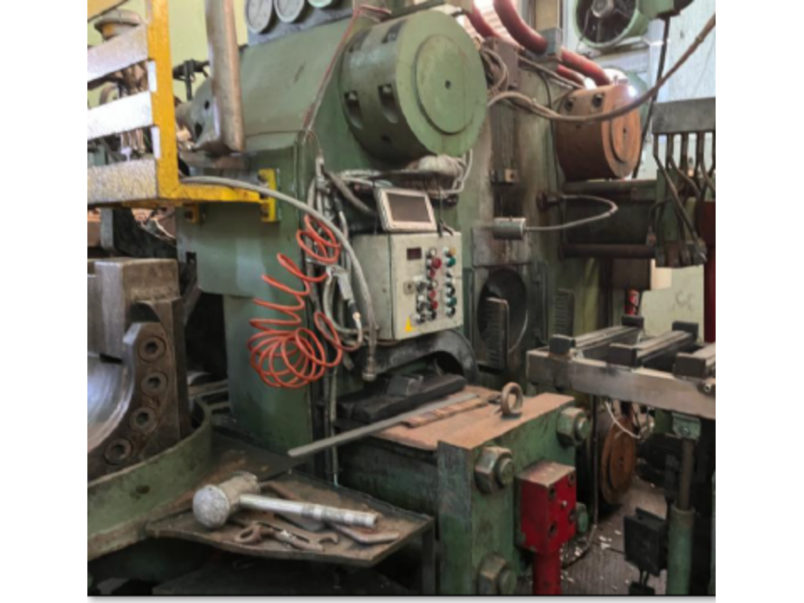 IMPIANTO DI ESTRUSIONE ALLUMINIO