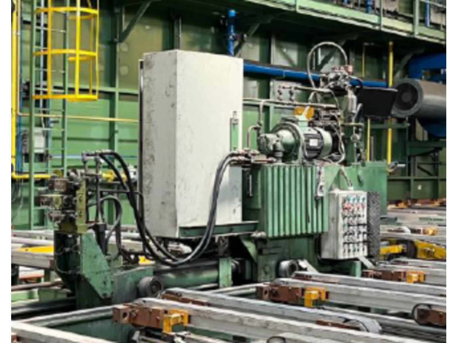 IMPIANTO DI ESTRUSIONE ALLUMINIO