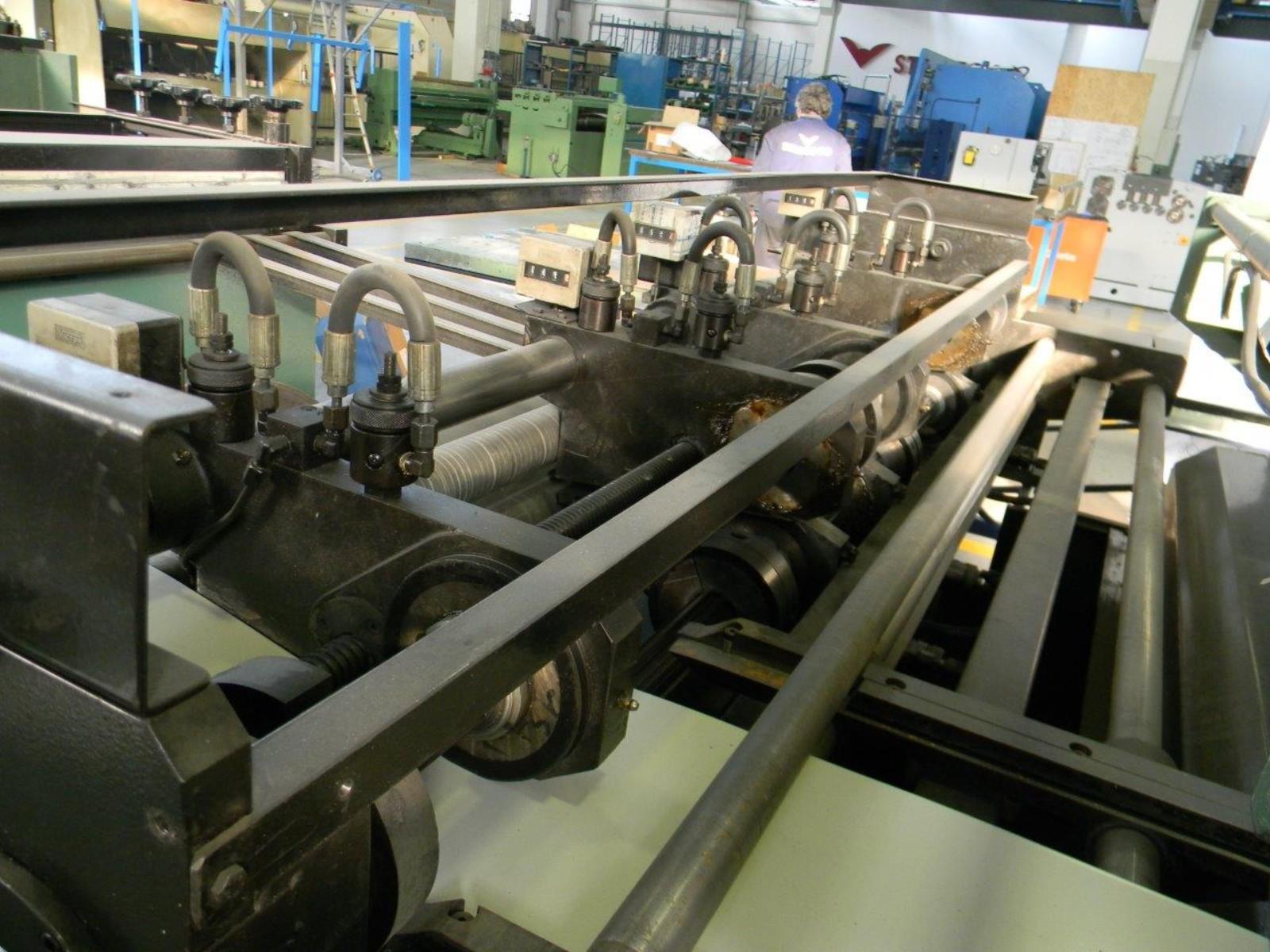 LINEA DI TAGLIO GABELLA PER LATTONERIA