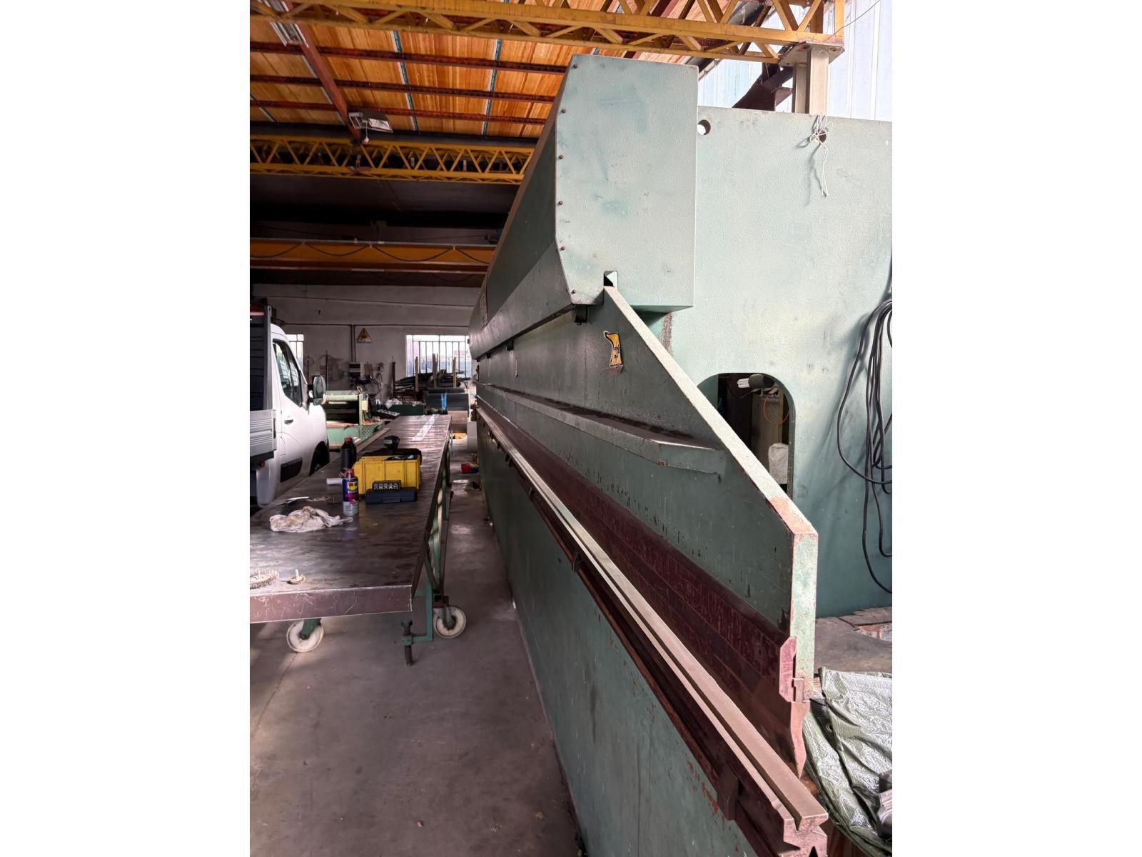 LIQUIDAZIONE LATTONERIA MILANO