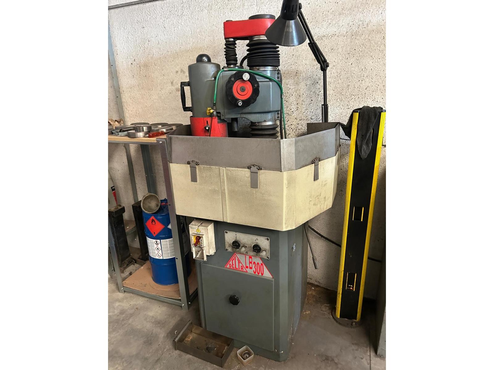 LIQUIDAZIONE OFFICINA MECCANICA