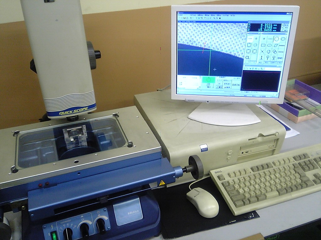Microscopio di misura MITUTOYO QS-E200