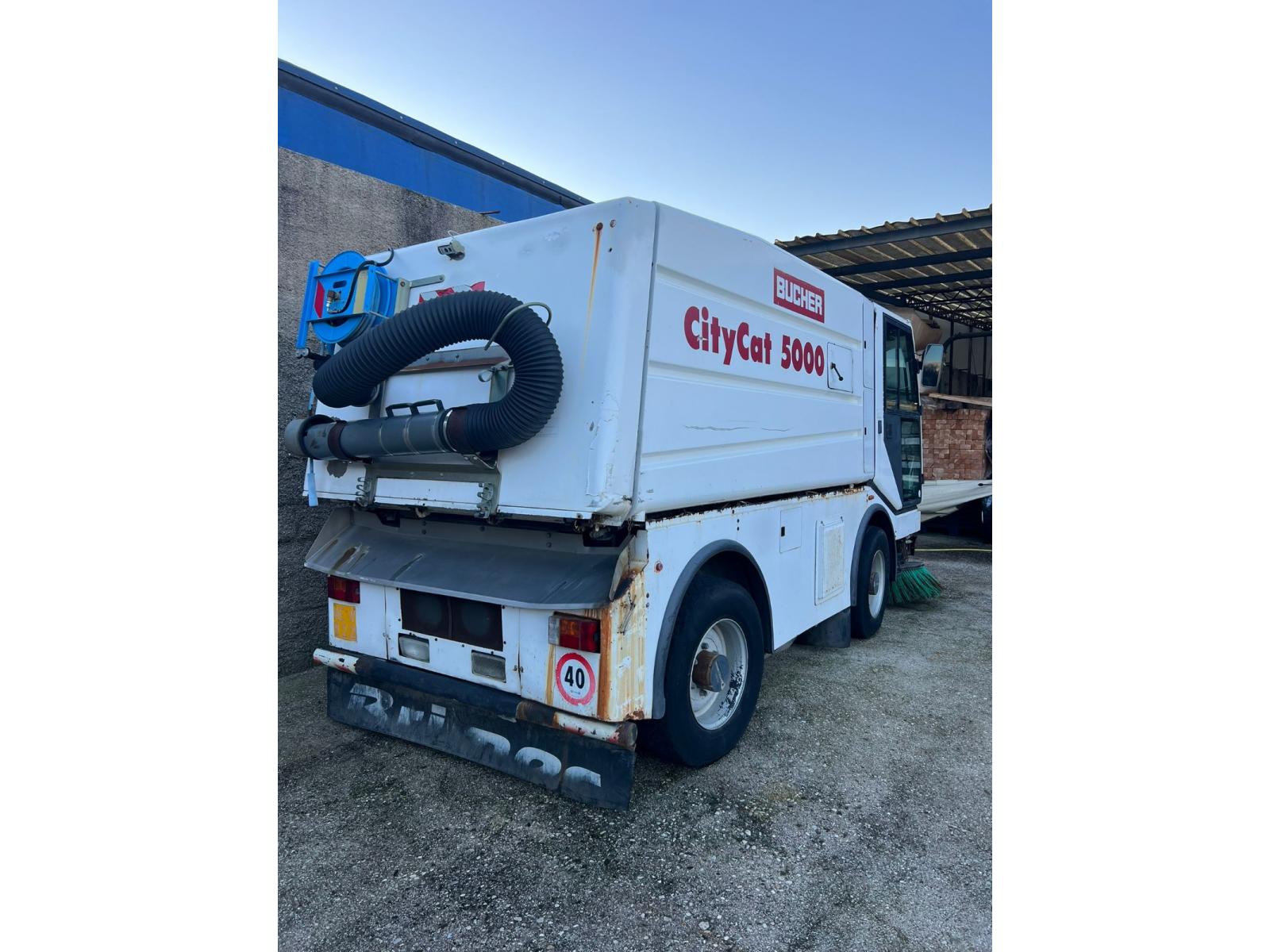 MOTOSCOPA BUCHER CITY CAT 5000