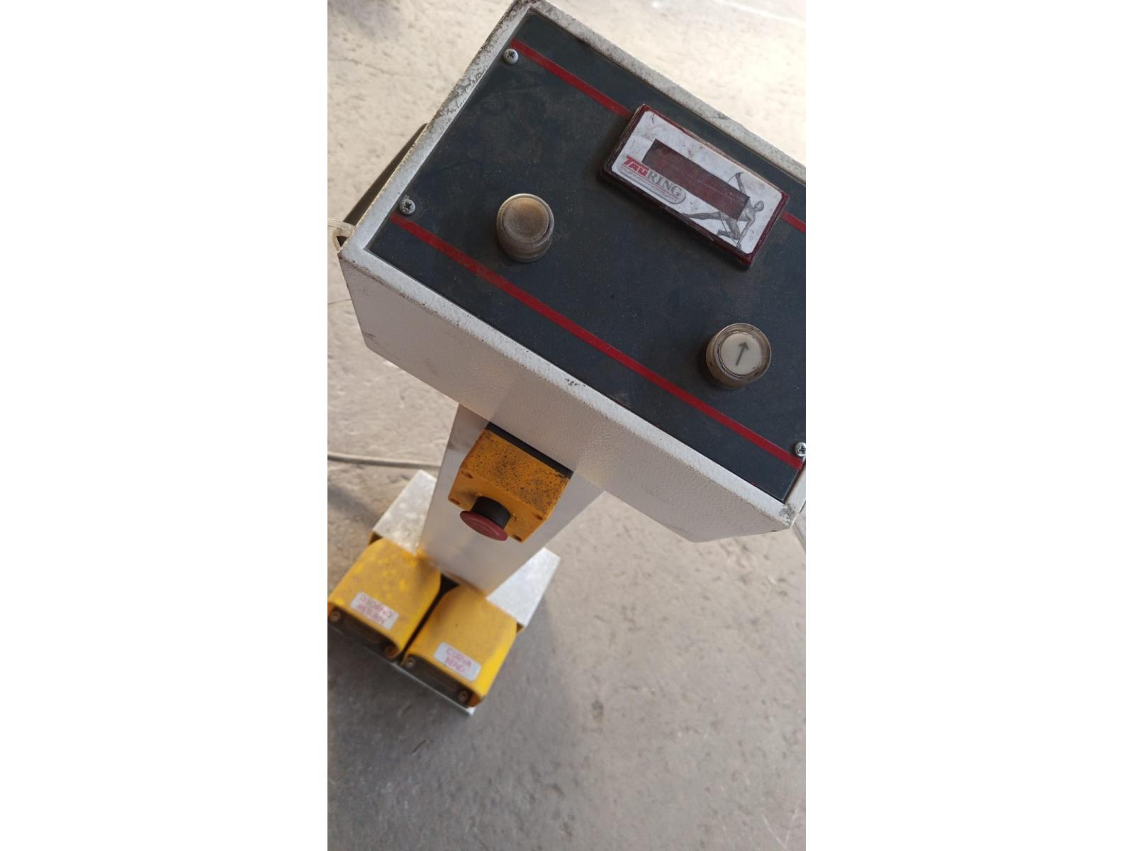PIEGAPROFILATI TAURING 50
