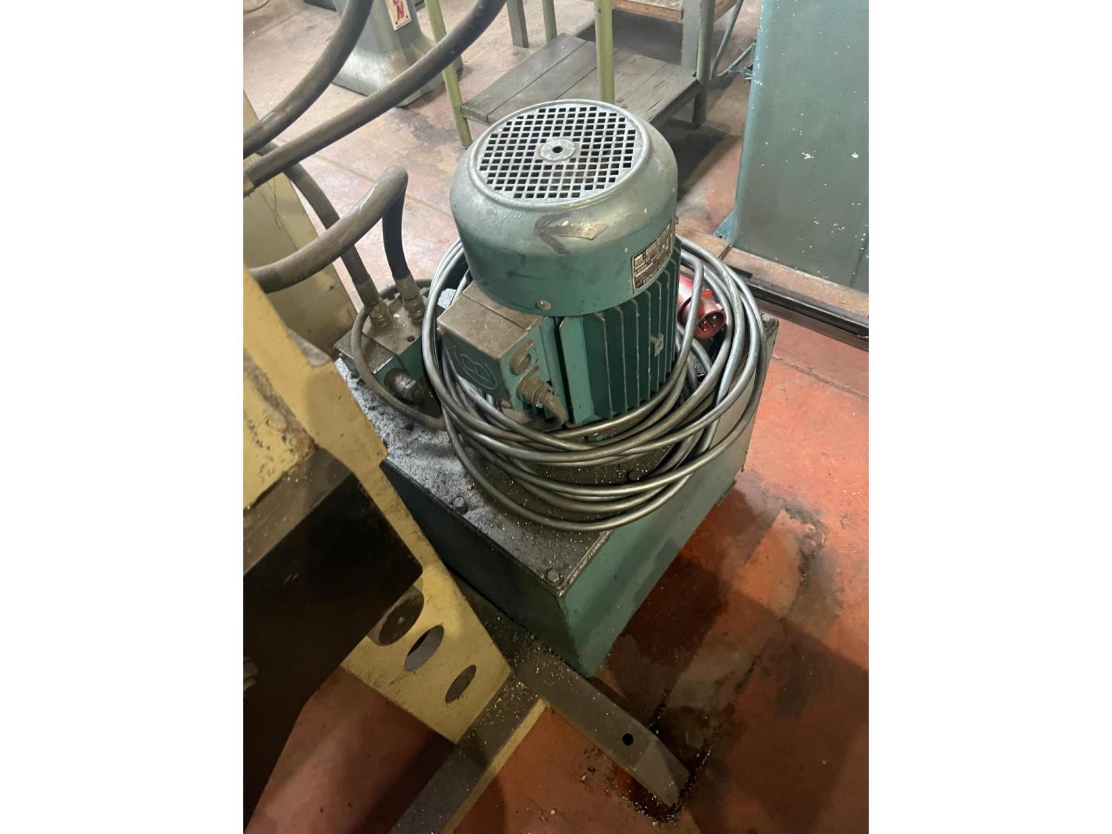 PRESSA IDRAULICA OMCN TON 100