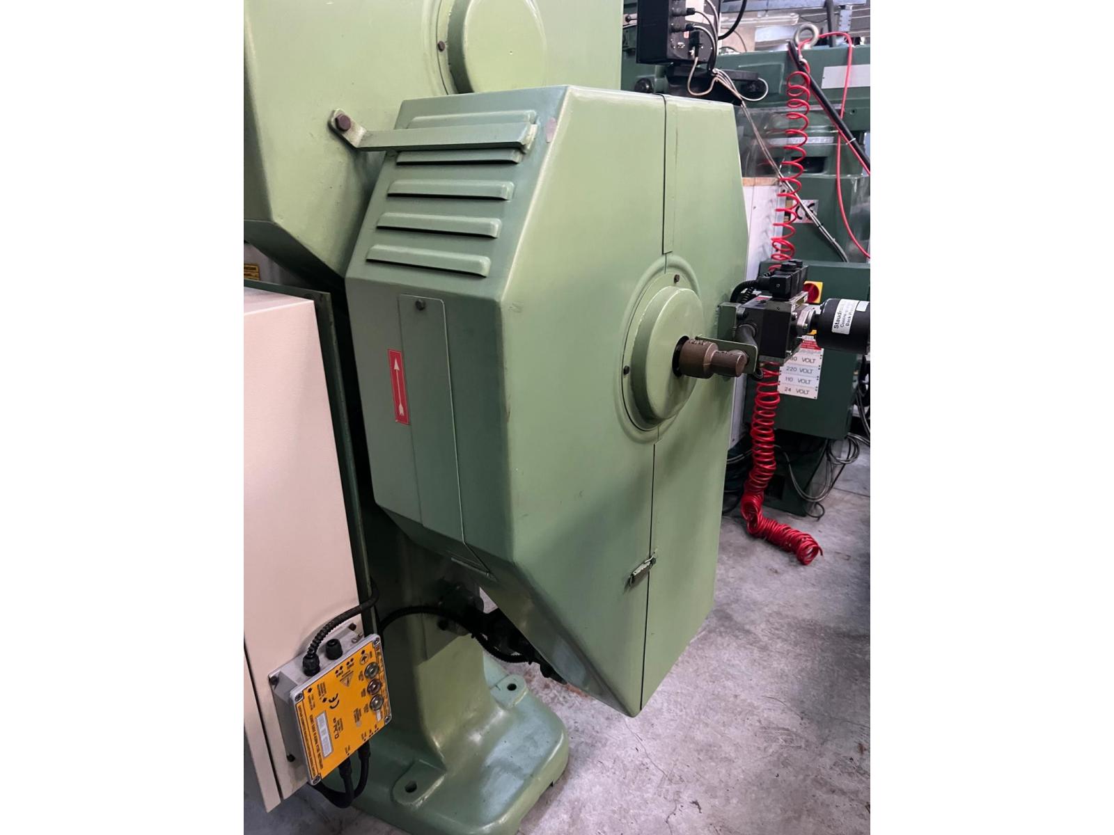 PRESSA MECCANICA CERINI 40 TON