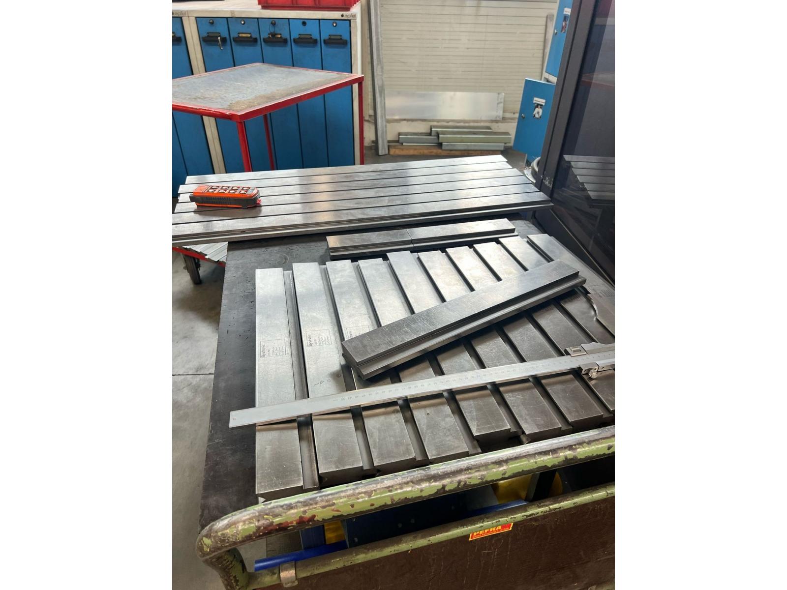 PRESSA PIEGATRICE 6000×400 TON BYSTRONIC 8/10 ASSI