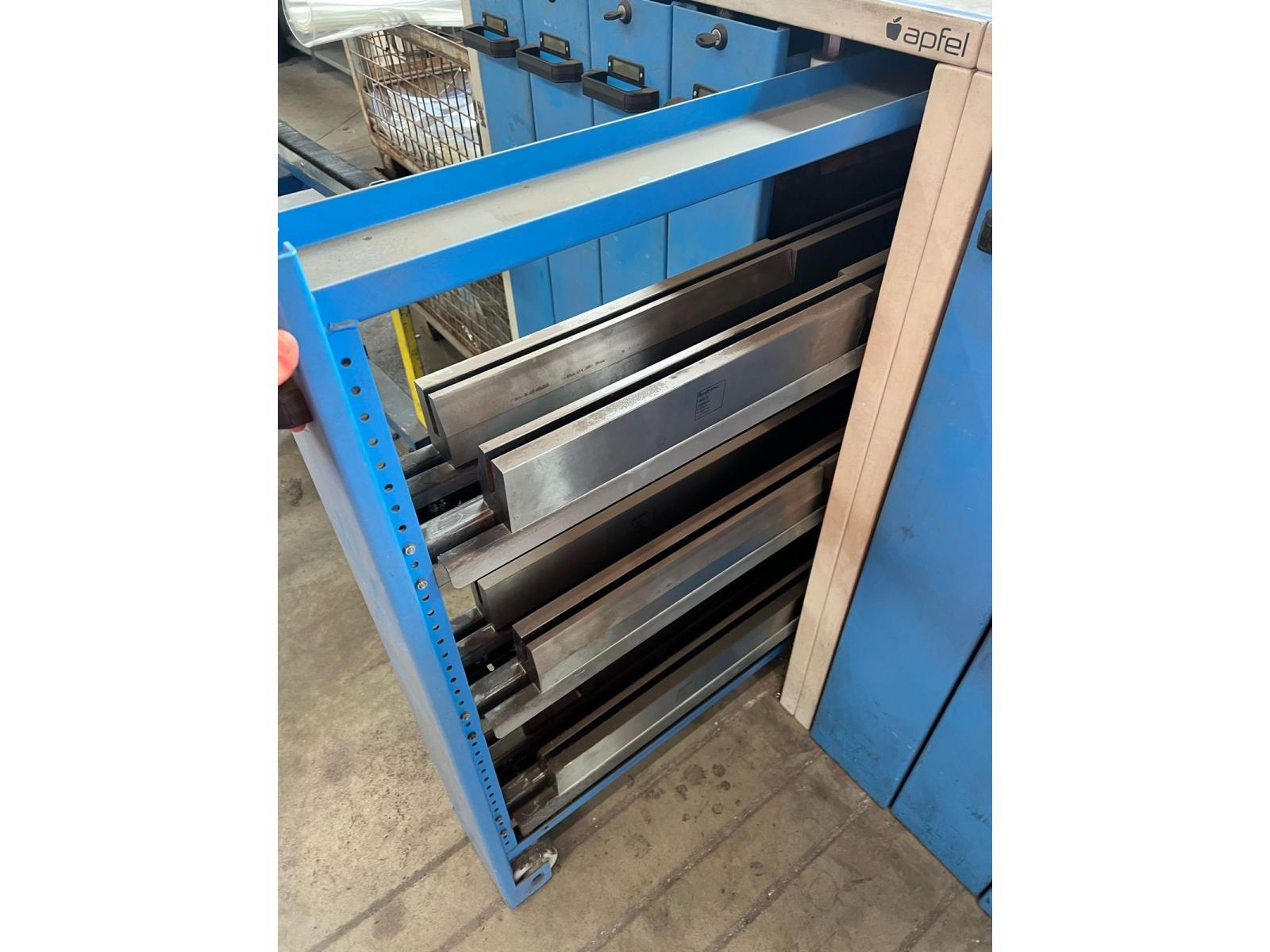 PRESSA PIEGATRICE 6000×400 TON BYSTRONIC 8/10 ASSI