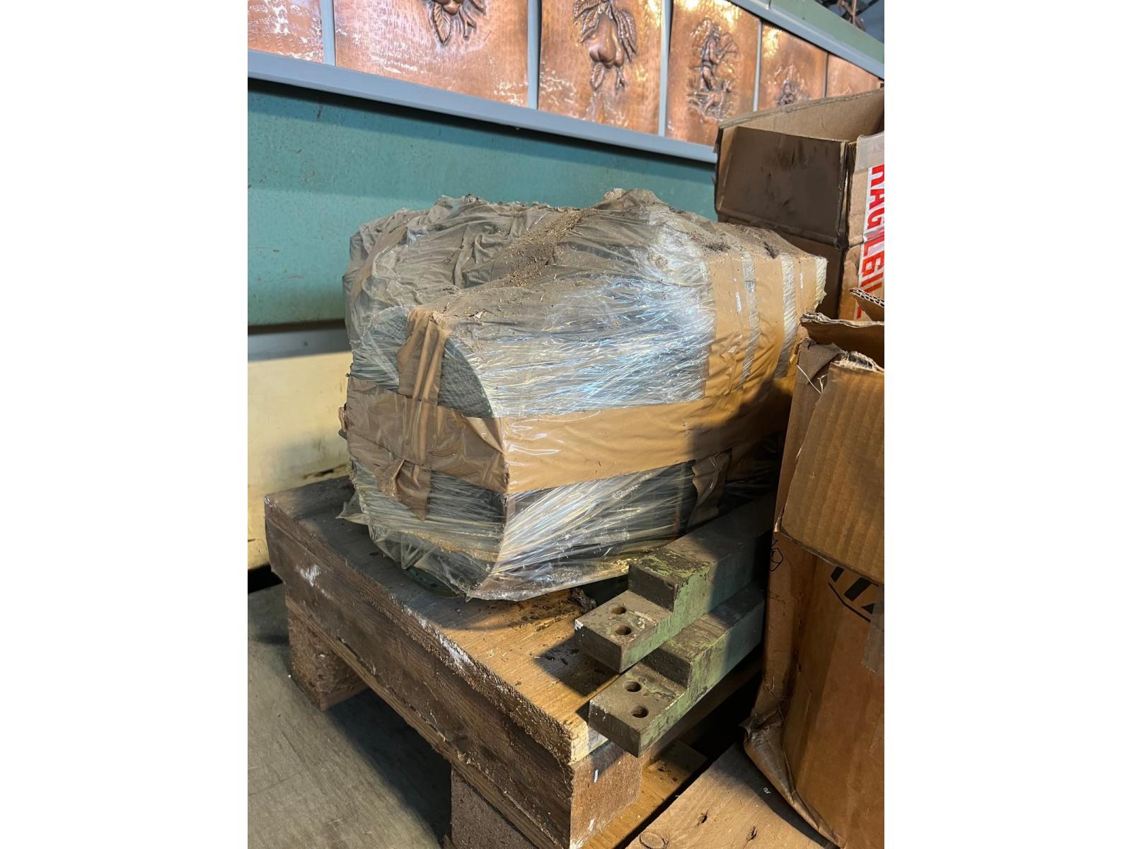 PRESSA PIEGATRICE BELGIUS 8050 X 90 TON