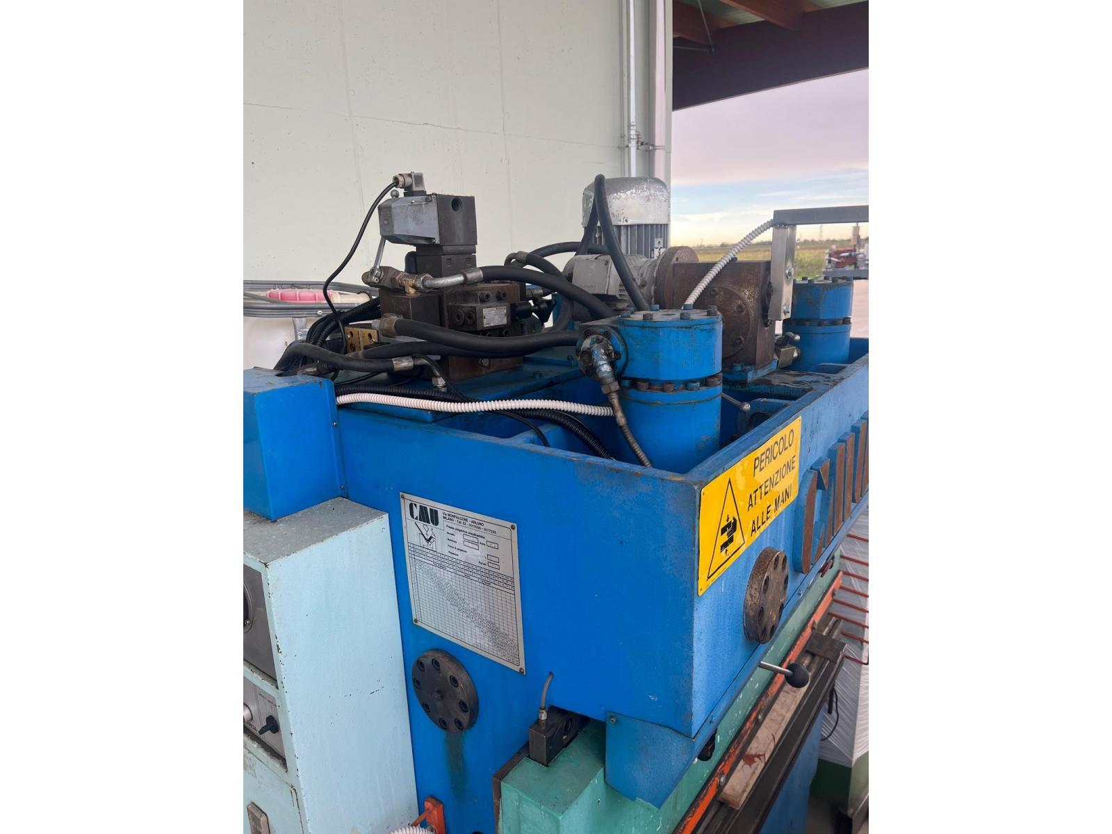 PRESSA PIEGATRICE CMU T20
