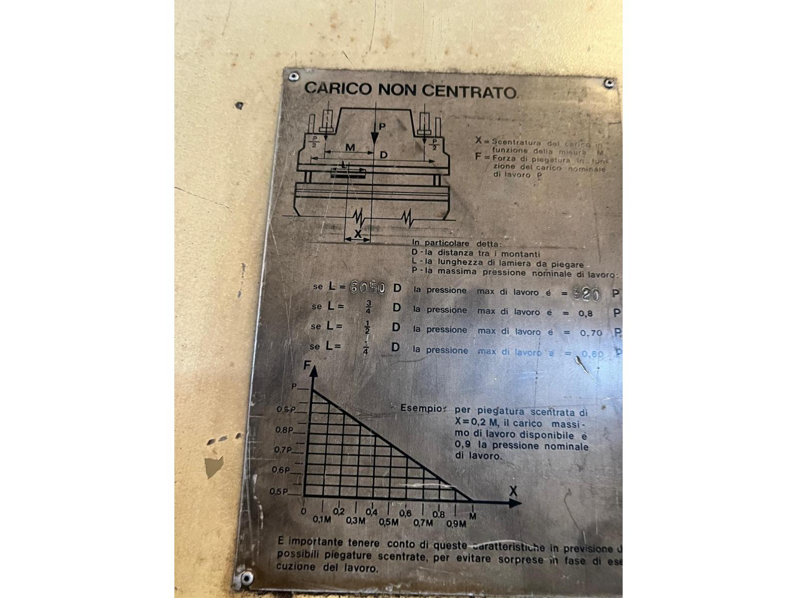 PRESSA PIEGATRICE FARINA 320/60 DA 6050 MM