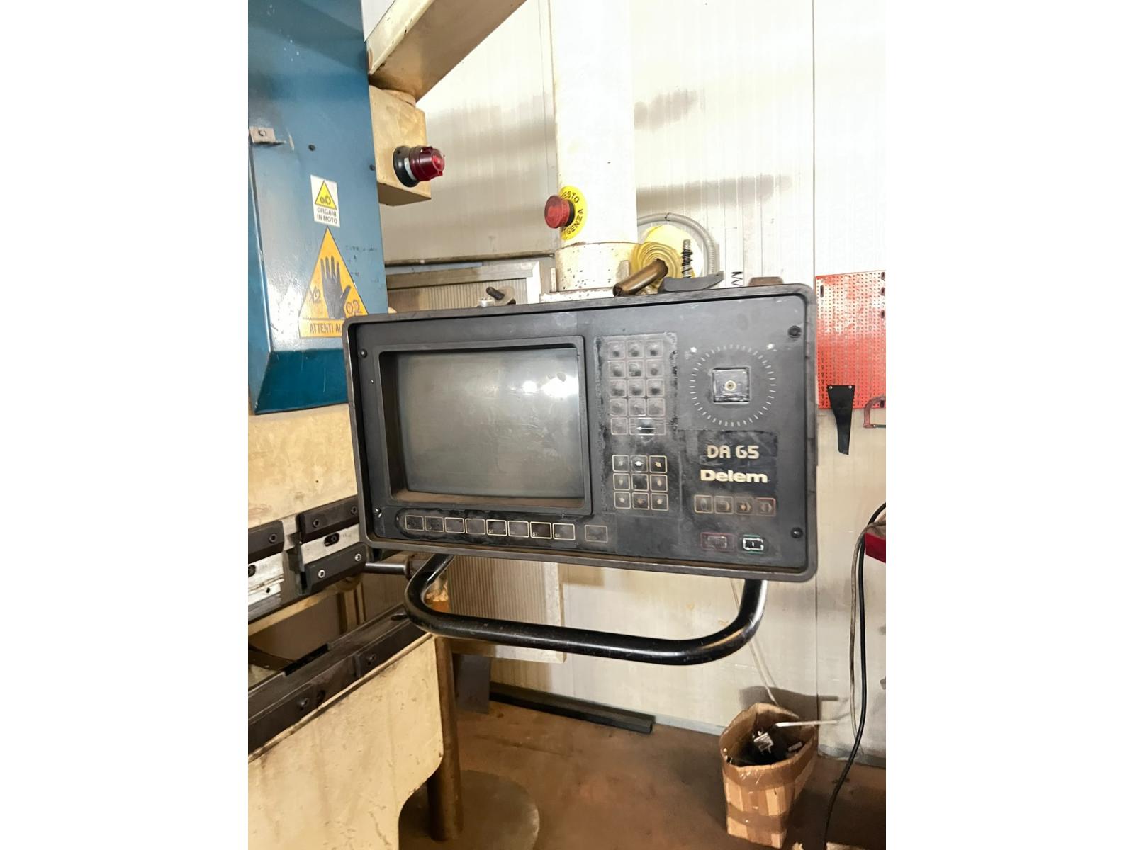 PRESSA PIEGATRICE FARINA PSN 80/30