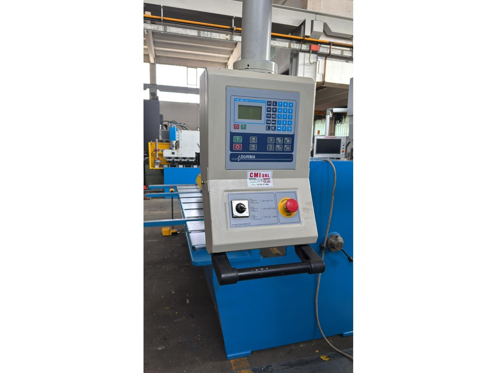 PRESSA PIEGATRICE GEKO  3000x300 TON
