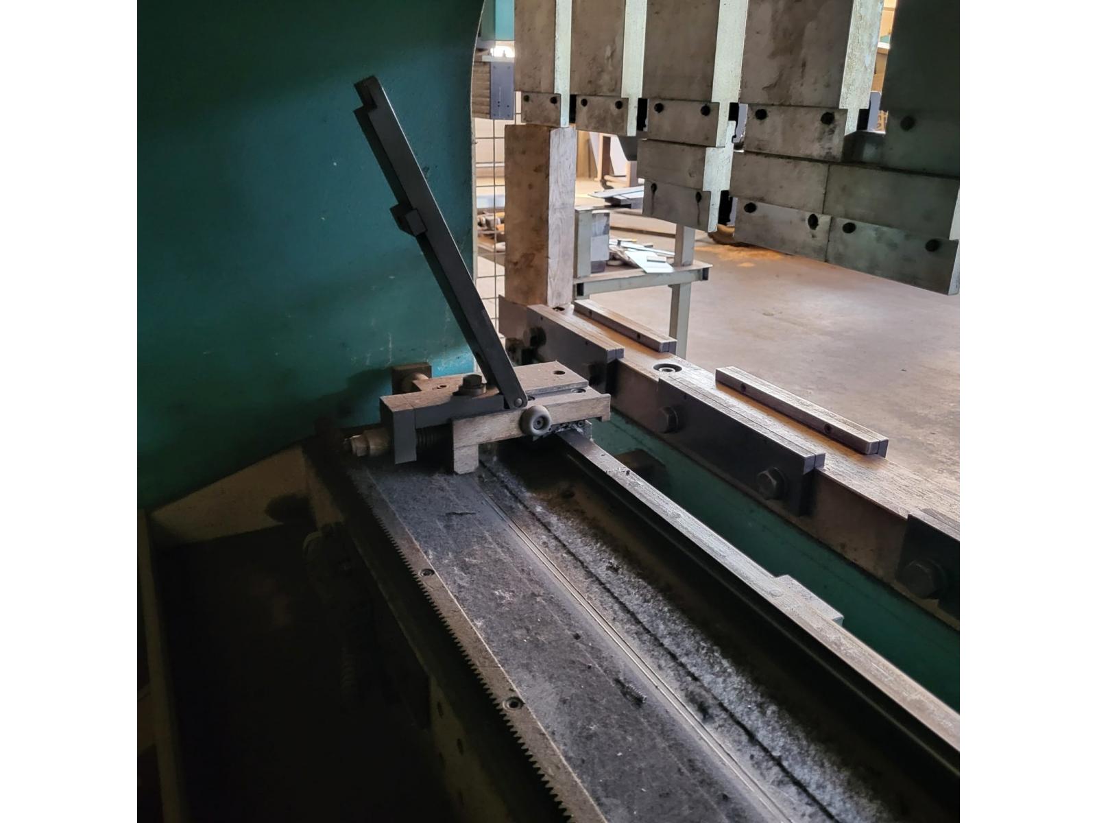 PRESSA PIEGATRICE VIMERCATI 80X4175