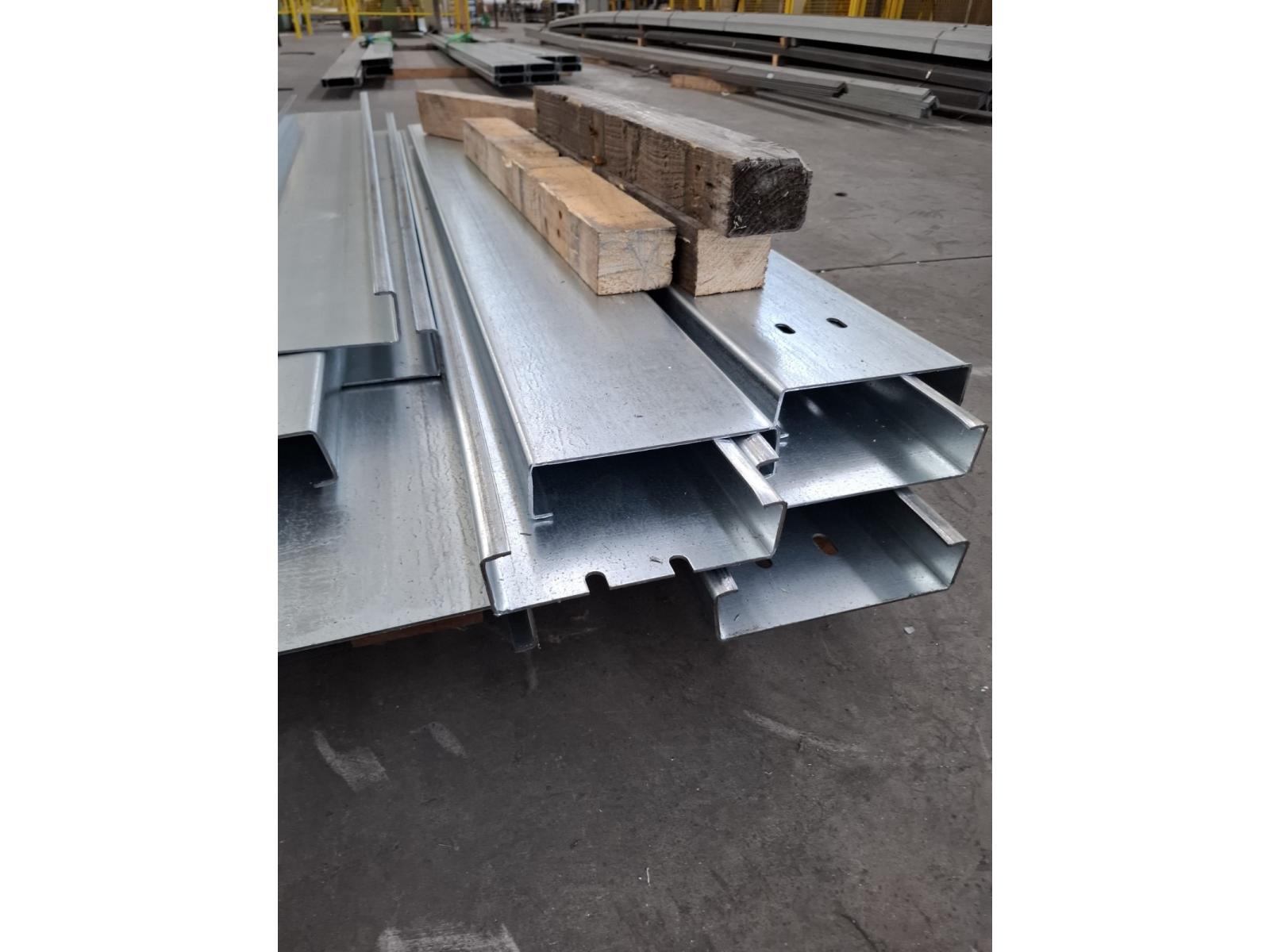 PROFILATRUCE ROSSI 12 PASSAGGI