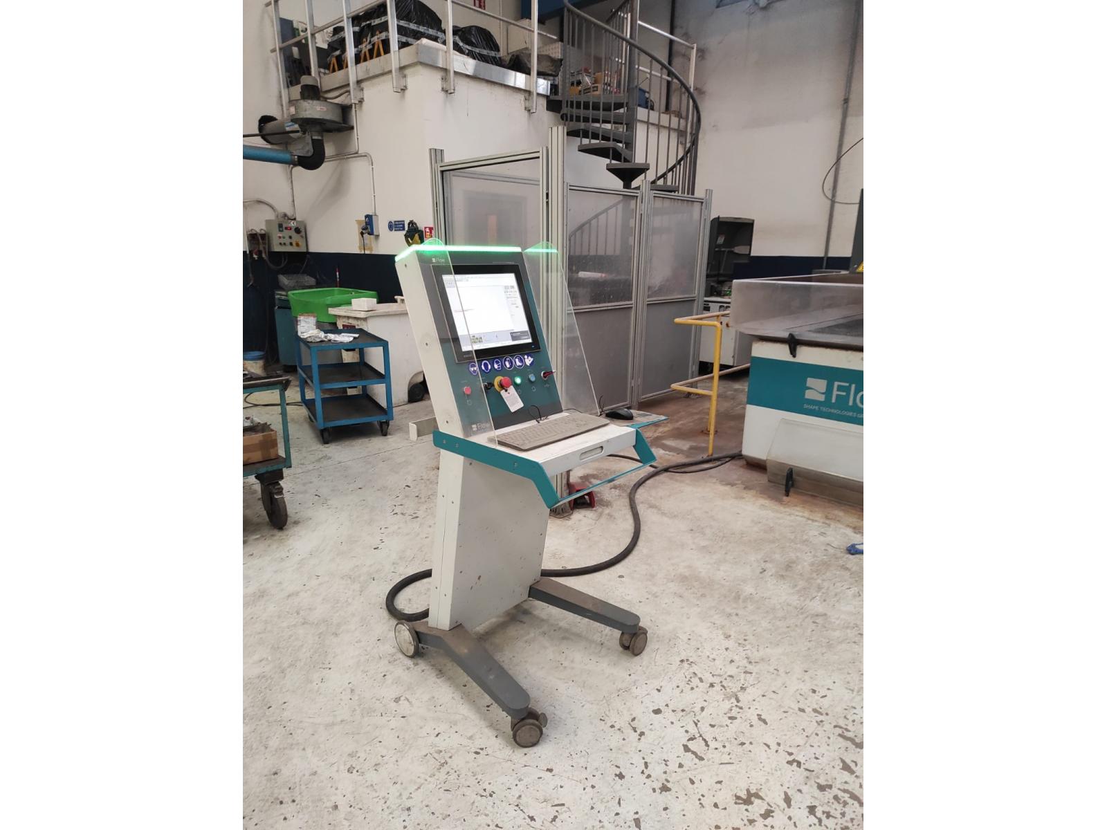 TAGLIO AD ACQUA FLOW MACH 200