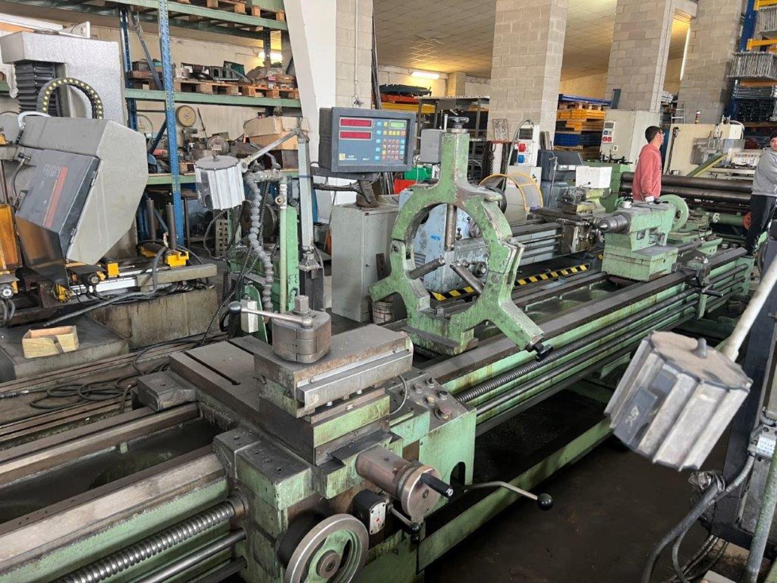 Tornio 5000 x 360 mm foro 105mm completo di accessori e  rapidi     visualizzato