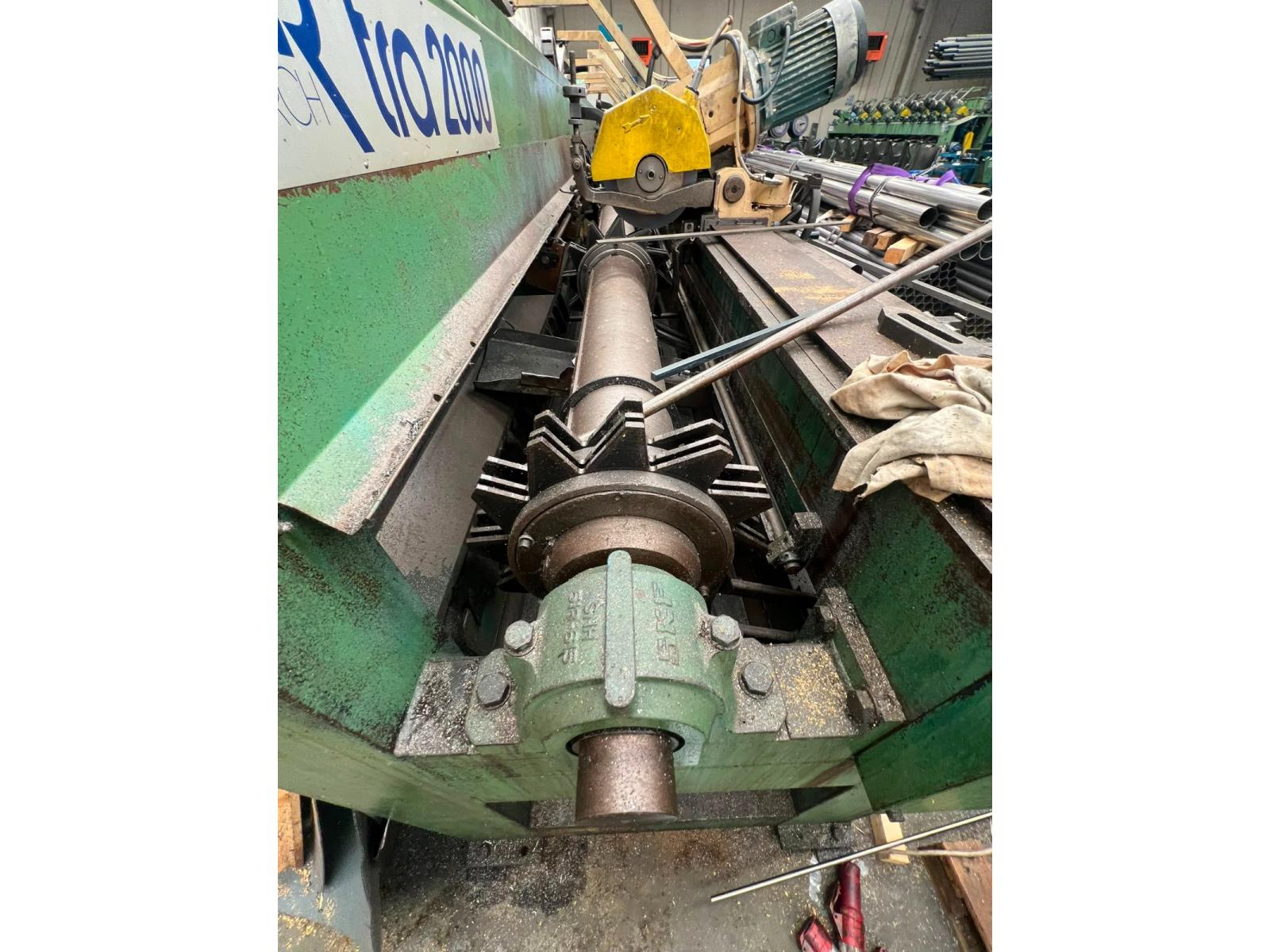 Troncatrice multipla MAIR TRA 2000 con caricatore