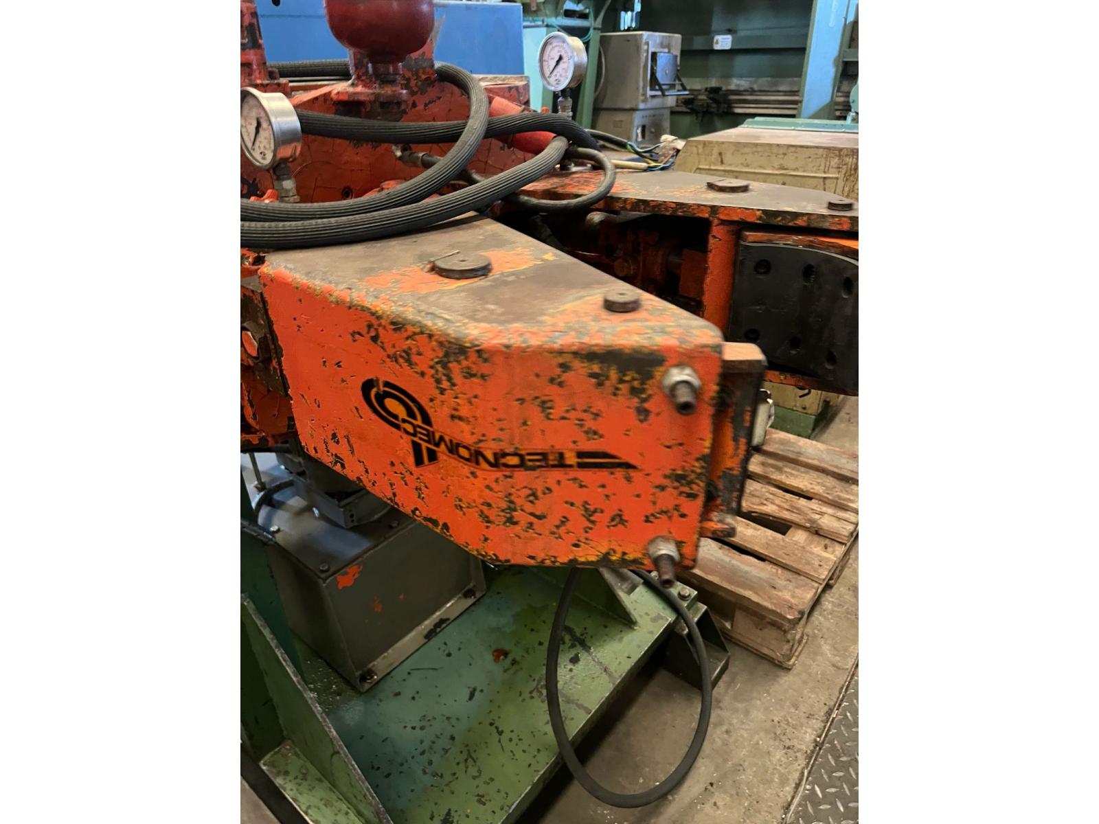 VIBRATORE